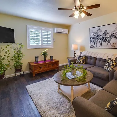 Sunny California Retreat With Pool Access And Patio! Vila